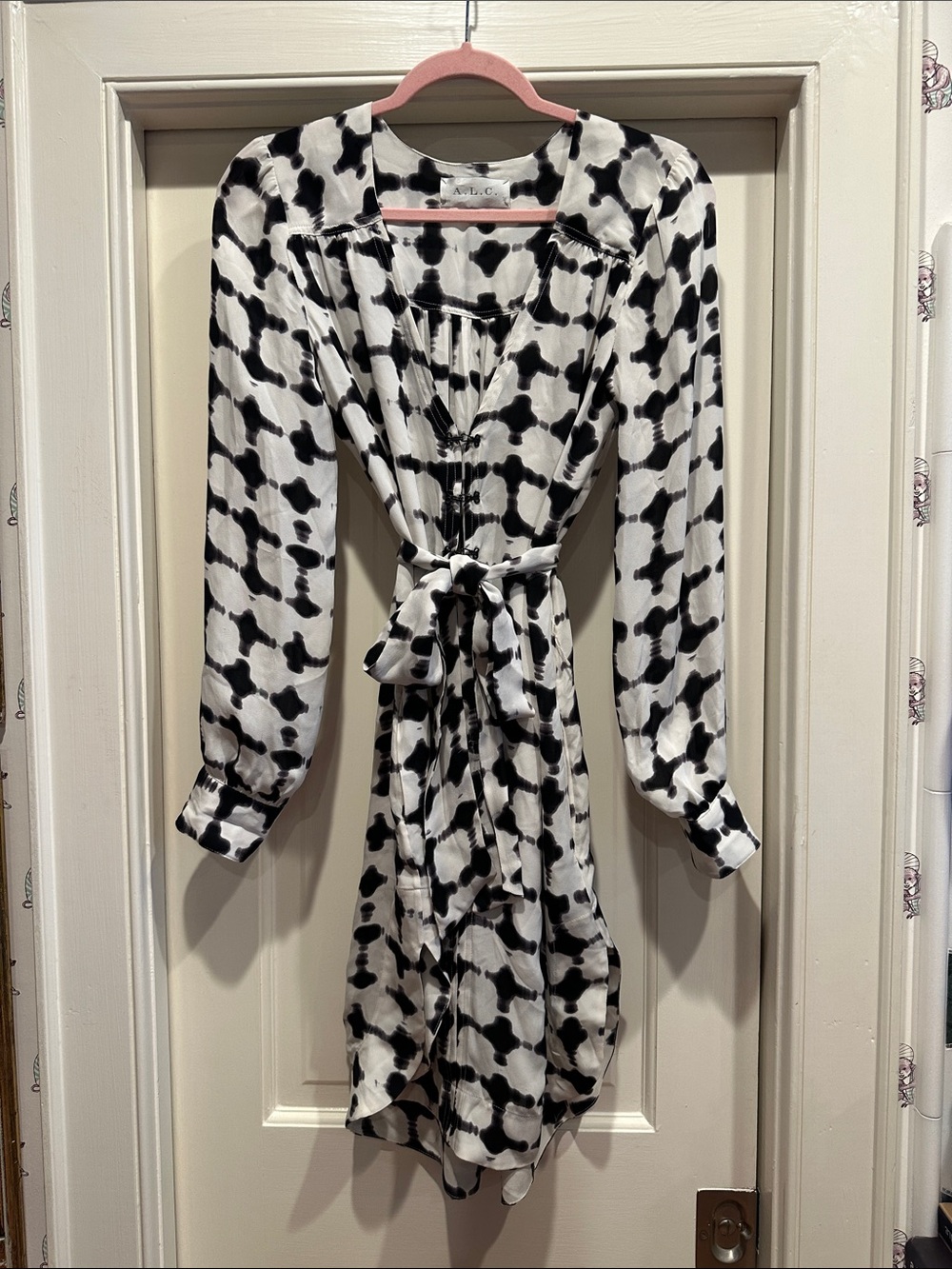 A.L.C. Black & White Tie-Waist Long Sleeve Dress